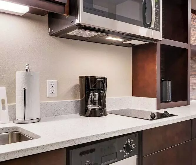 Hotelli Towneplace Suites By Marriott Brunswick