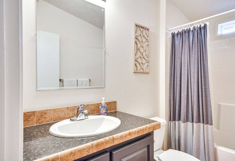 Oregon Cabin On Pine Hollow Reservoir W/ Mtn View!