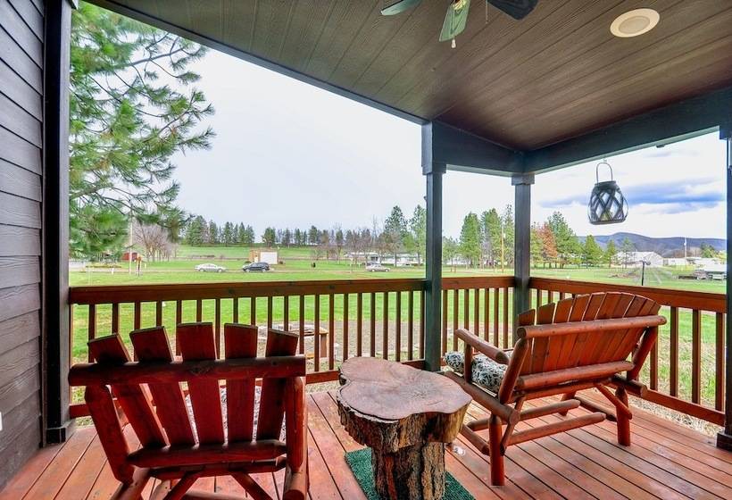 Oregon Cabin On Pine Hollow Reservoir W/ Mtn View!