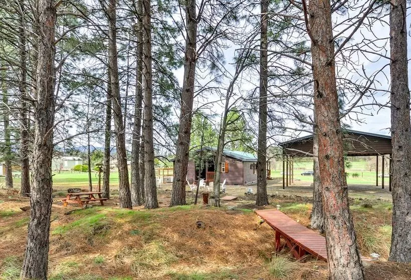 Oregon Cabin On Pine Hollow Reservoir W/ Mtn View!