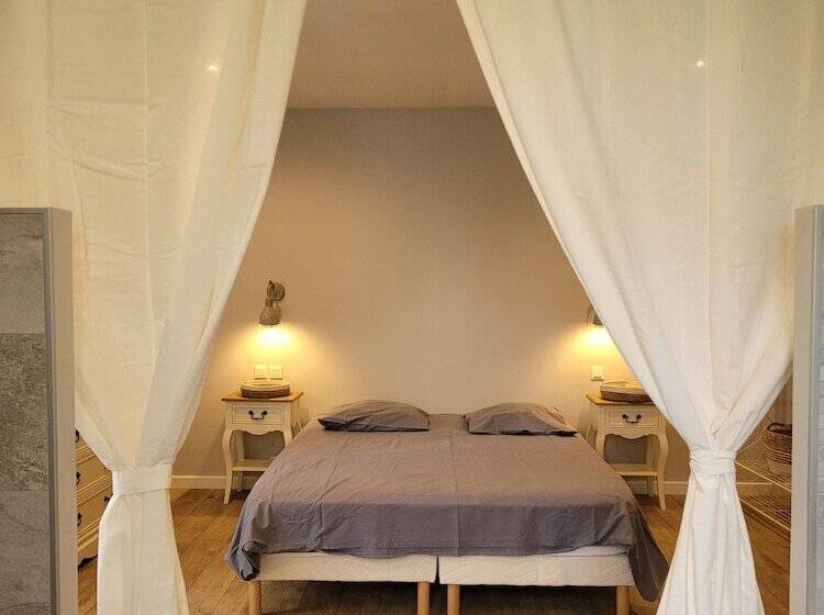 Пансион Manoir De Fenayrol