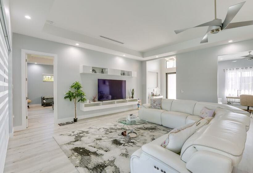 Pet Friendly Lehigh Acres Home W/ Private Pool!