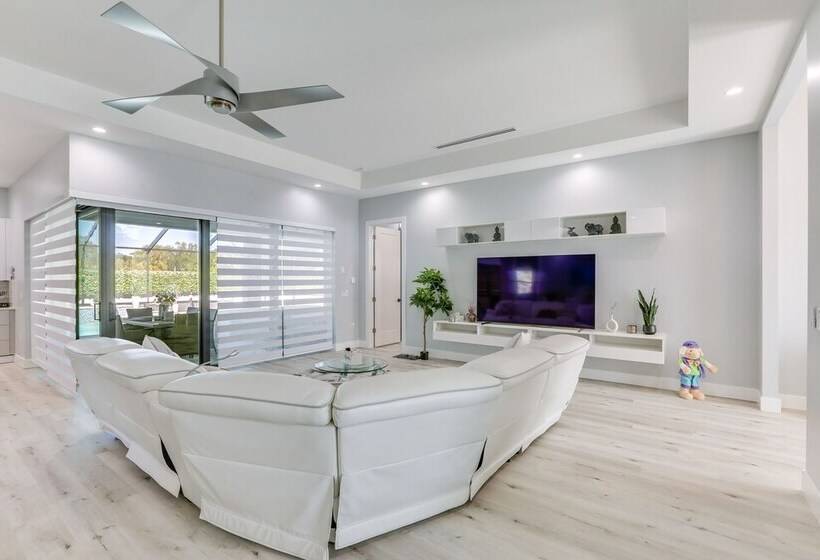 Pet Friendly Lehigh Acres Home W/ Private Pool!