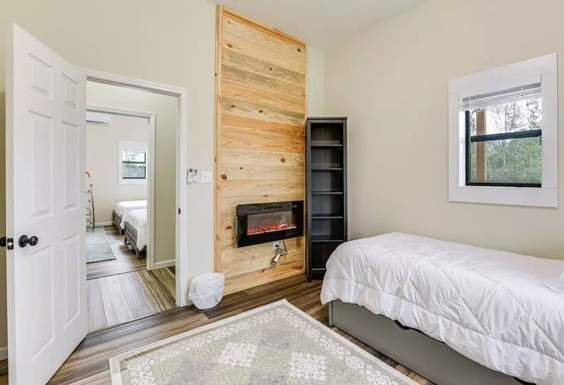 Abbeville Cabin On 450 Acres: Near Lake Eufaula!