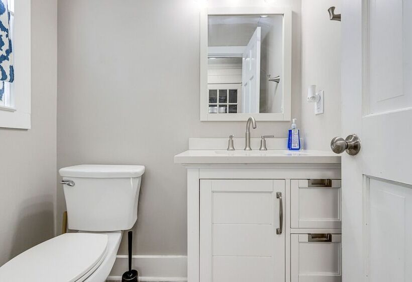 Atlanta Area Home W/ Office, Near Golfing & Hiking