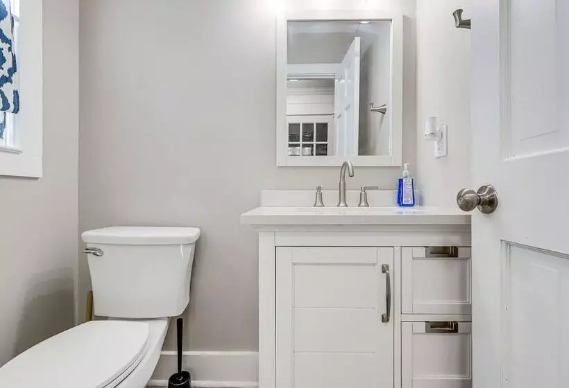 Atlanta Area Home W/ Office, Near Golfing & Hiking