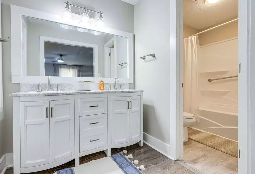 Atlanta Area Home W/ Office, Near Golfing & Hiking