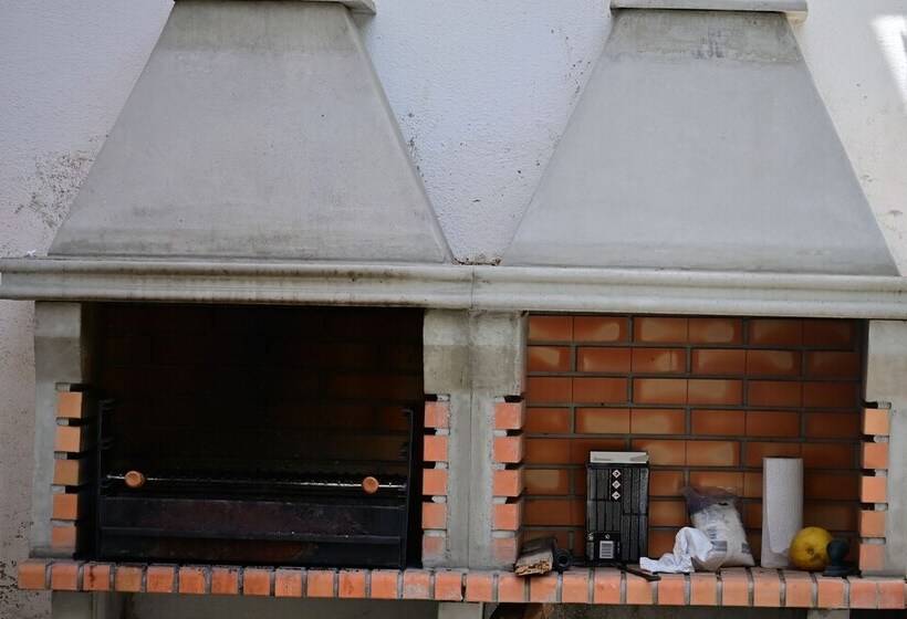 مبيت وإفطار Lisbon Soul Surf Camp