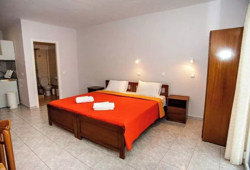 Captain Georgio Apartments