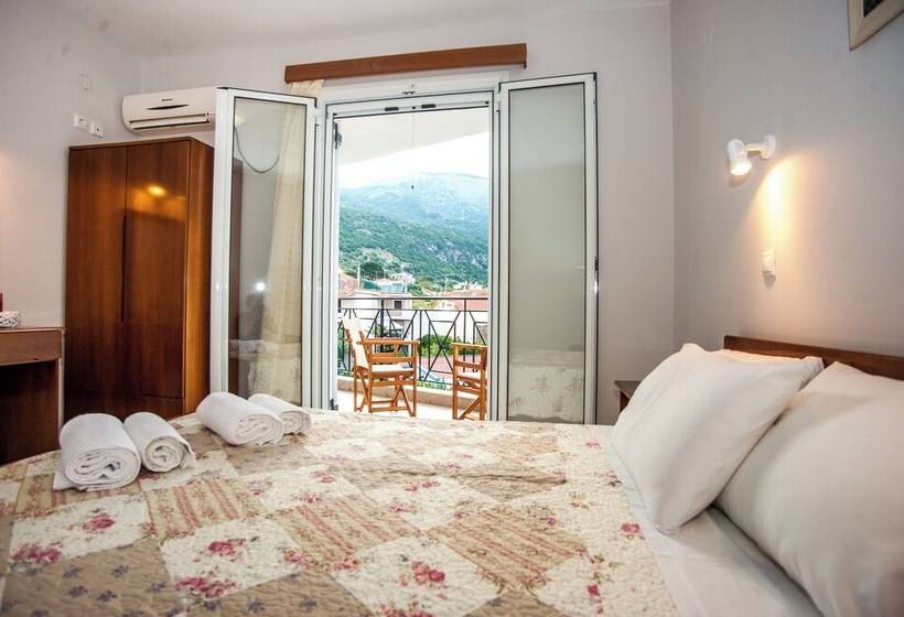 Captain Georgio Apartments