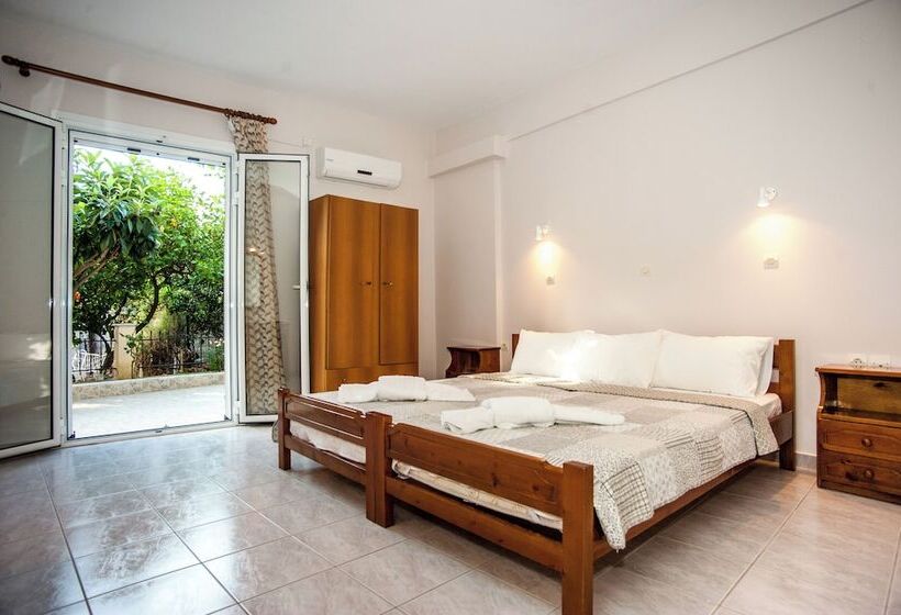 Captain Georgio Apartments