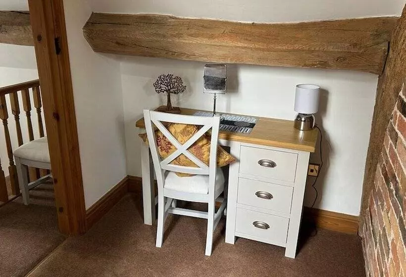 3 Bed Cottage Alton Towers Chatsworth Polars Peaks