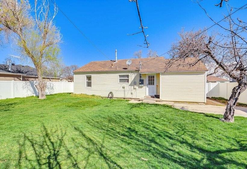 Charming Orem Home W/ Yard   Near Byu & Uvu!