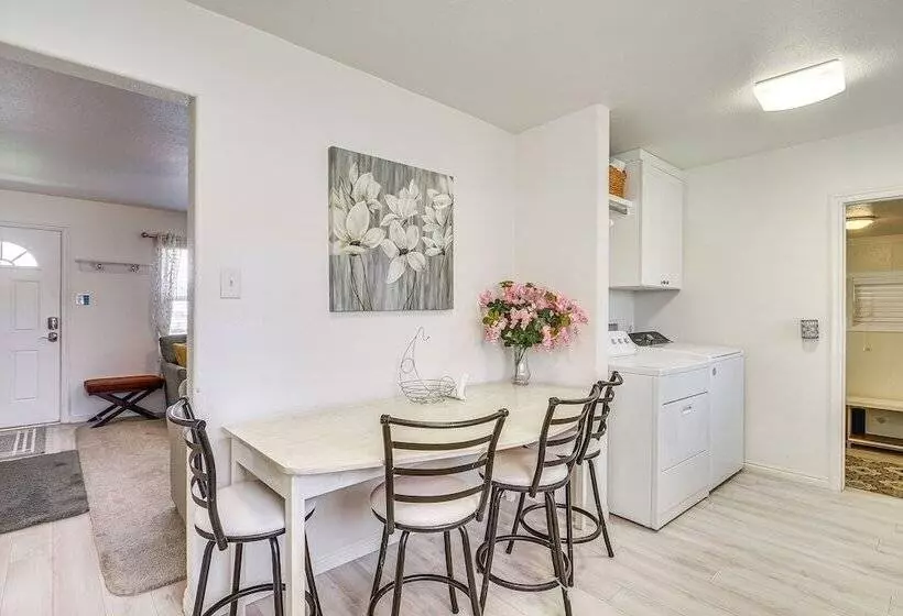 Charming Orem Home W/ Yard   Near Byu & Uvu!