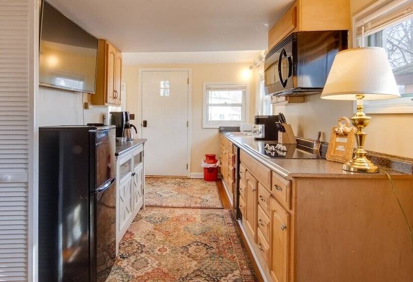 Cozy Chautauqua Lake Cottage W/ Shared Patio