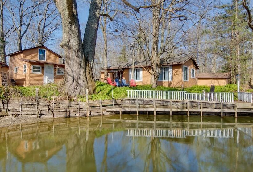 Cozy Chautauqua Lake Cottage W/ Shared Patio