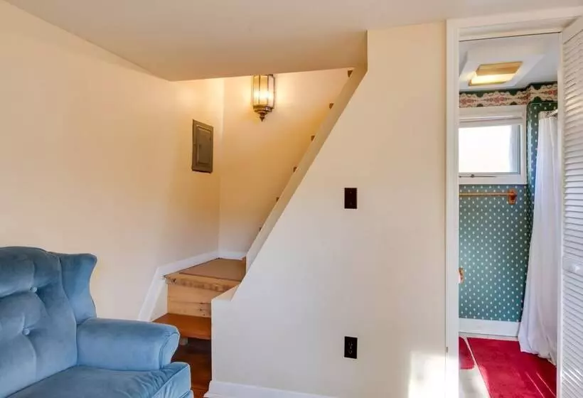 Cozy Chautauqua Lake Cottage W/ Shared Patio