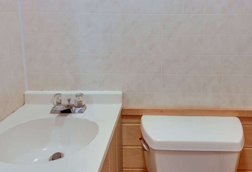 Fire Pit + Lake Access: Scenic Park Rapids Cabin