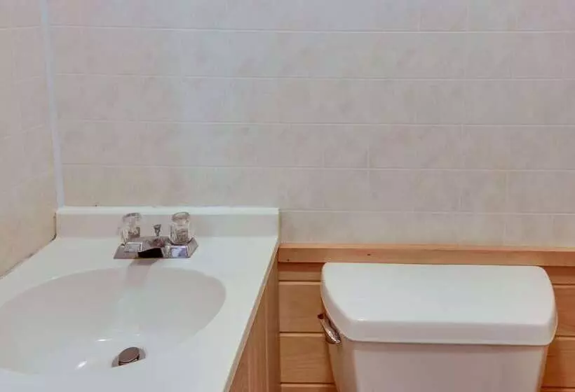 Fire Pit + Lake Access: Scenic Park Rapids Cabin