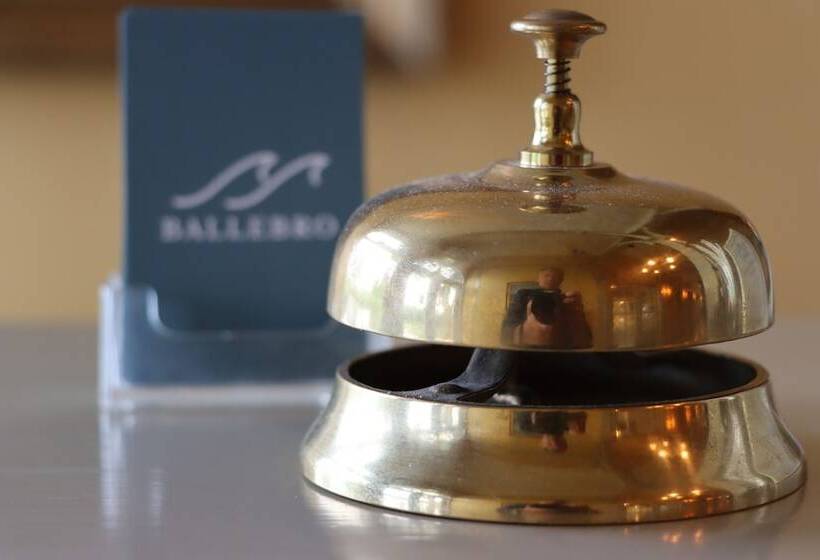 酒店 Ballebro Færgekro