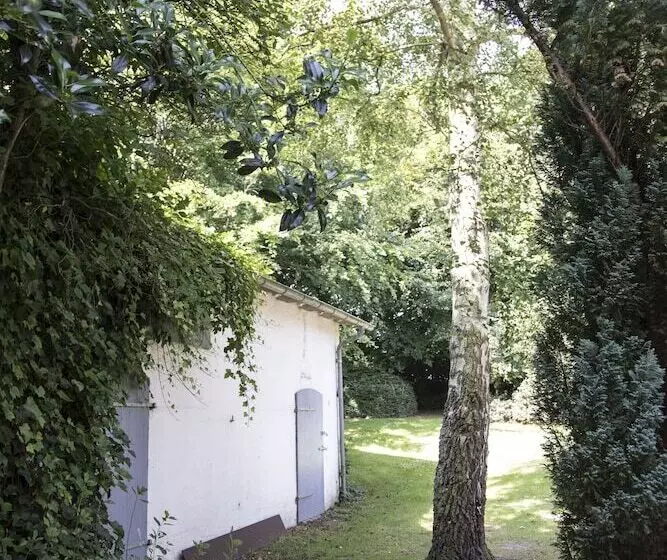 ホテル Ballebro Færgekro