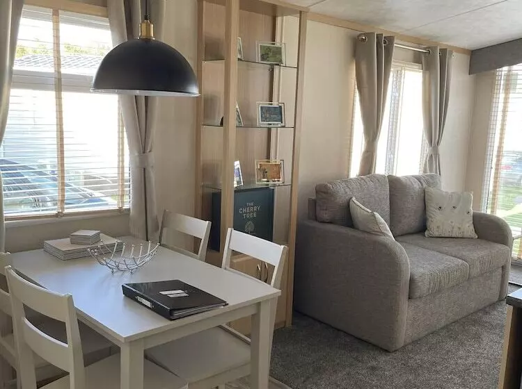 ホテル Captivating 2 Bed Lodge In Great Yarmouth