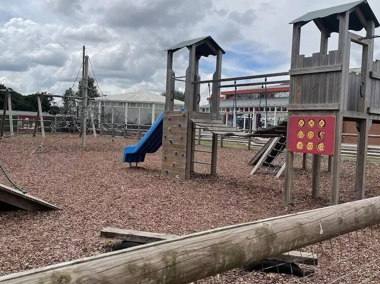 ホテル Captivating 2 Bed Lodge In Great Yarmouth