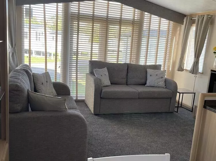 ホテル Captivating 2 Bed Lodge In Great Yarmouth