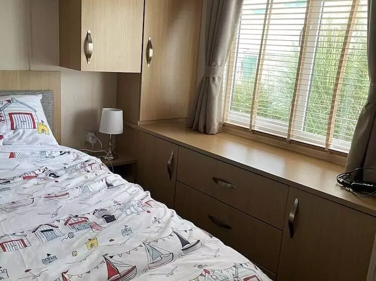 ホテル Captivating 2 Bed Lodge In Great Yarmouth