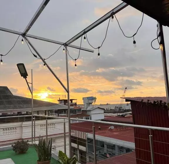 Hotelli Internacional De Colon