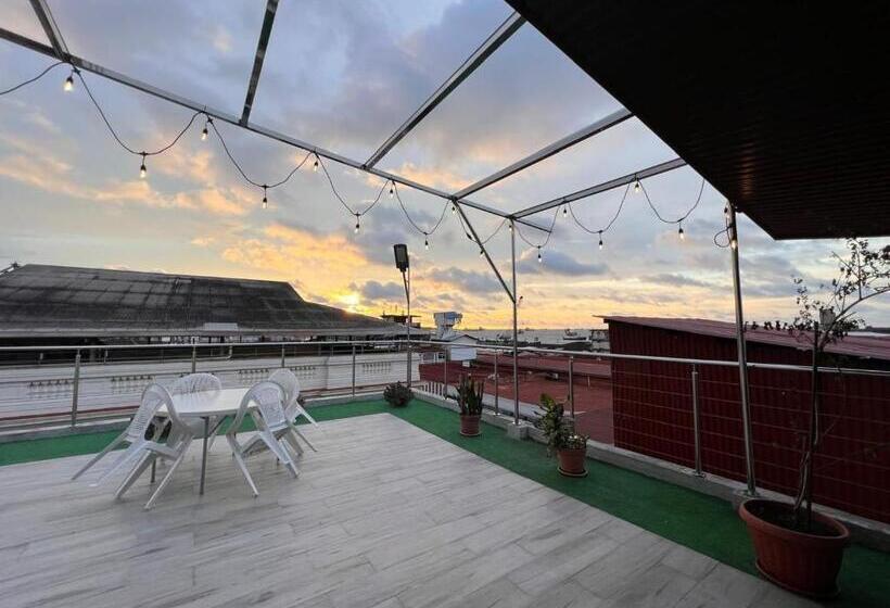 Hotel Internacional De Colon