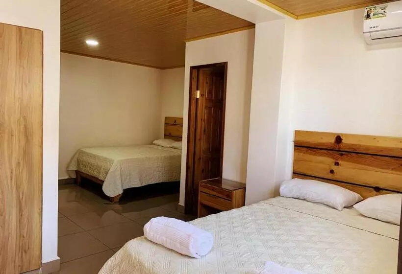 Hotelli Internacional De Colon