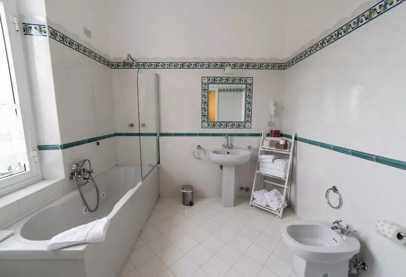 ホテル Miramare   Spotorno