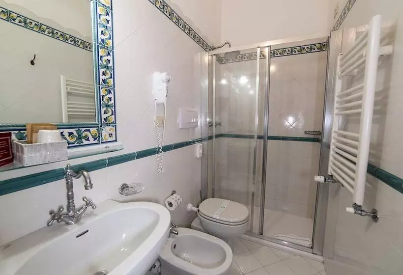 ホテル Miramare   Spotorno