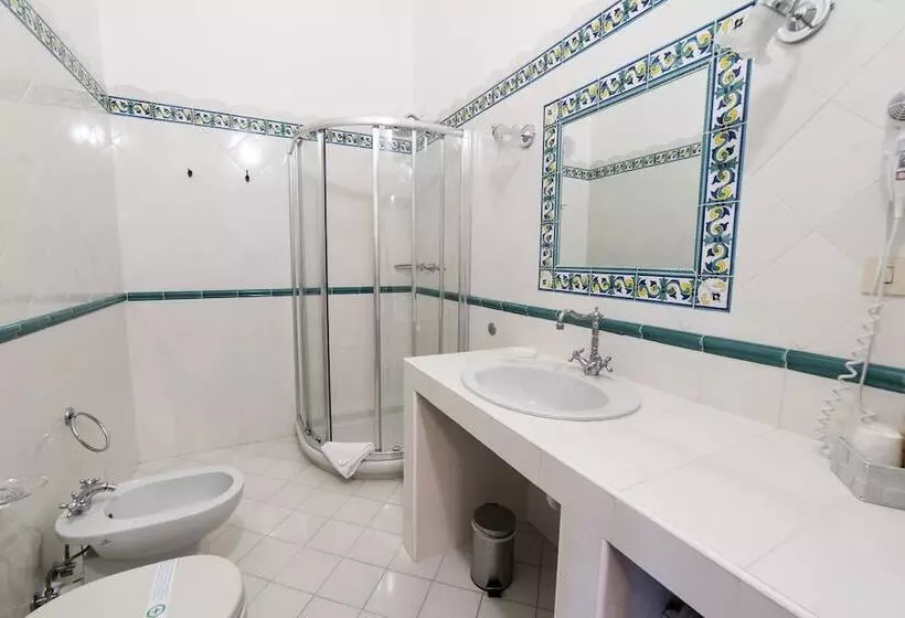 ホテル Miramare   Spotorno