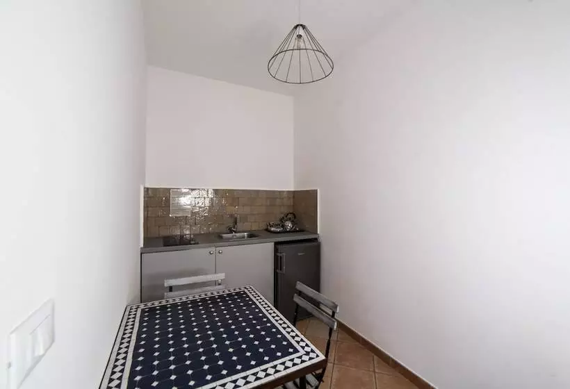 ホテル Miramare   Spotorno