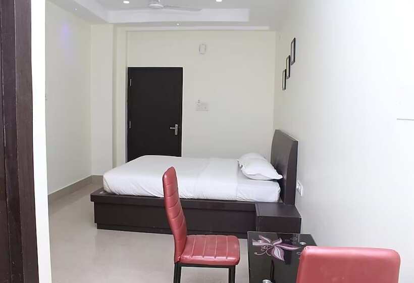 בית מלון כפרי Sandcity Balasore