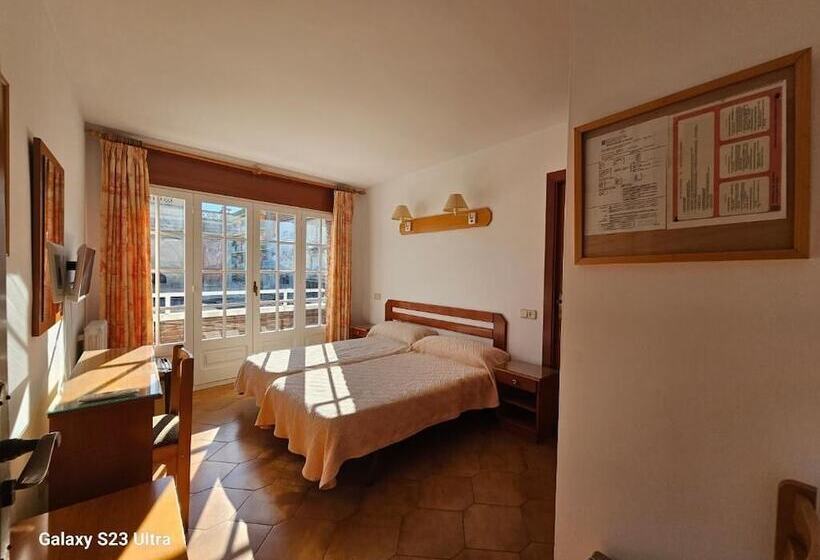 הוסטל Blue Spot