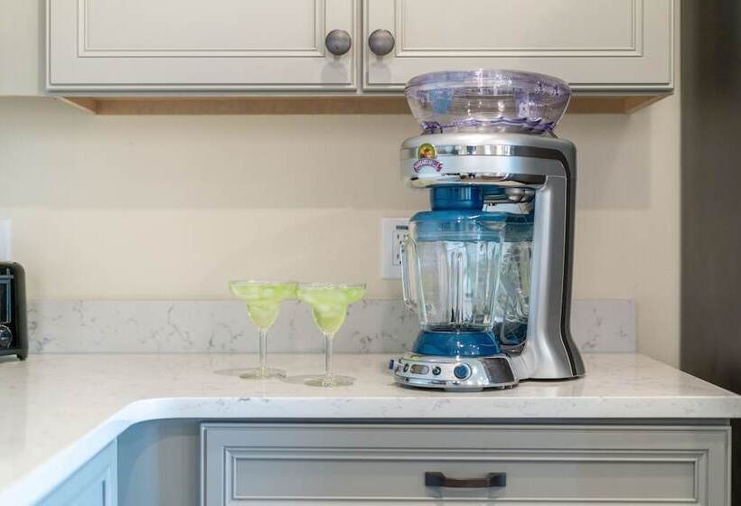 Margarita Porch Paradise