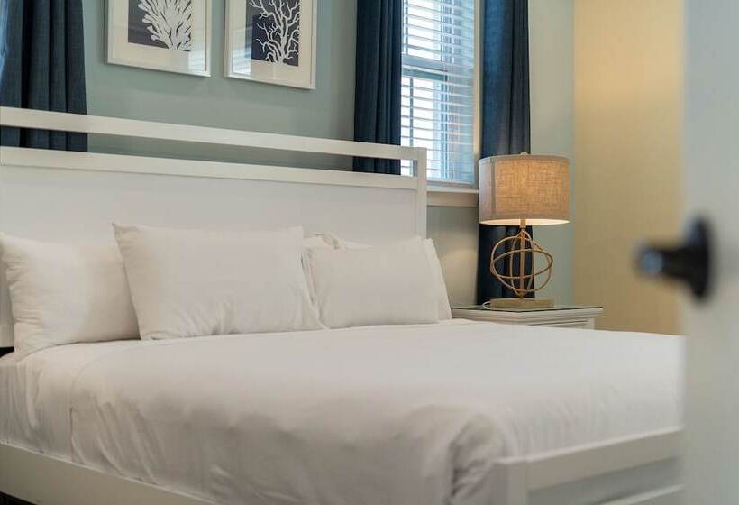 Margarita Porch Paradise