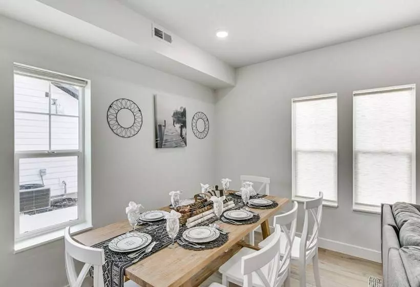 Modern & Spacious Garden City Home W/ Pool Access!