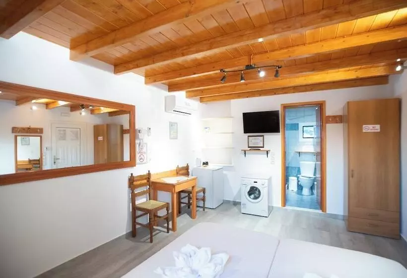 Majatalo Room In Apartment   Third Floor With Sea View Double Or Twin Room With Private Terrace