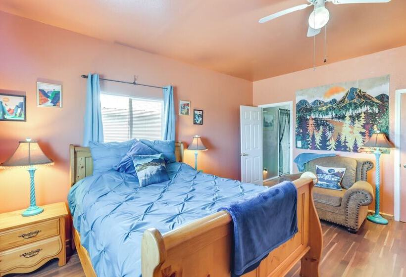 Pet Friendly Chilcoot Cottage On 34 Acres!