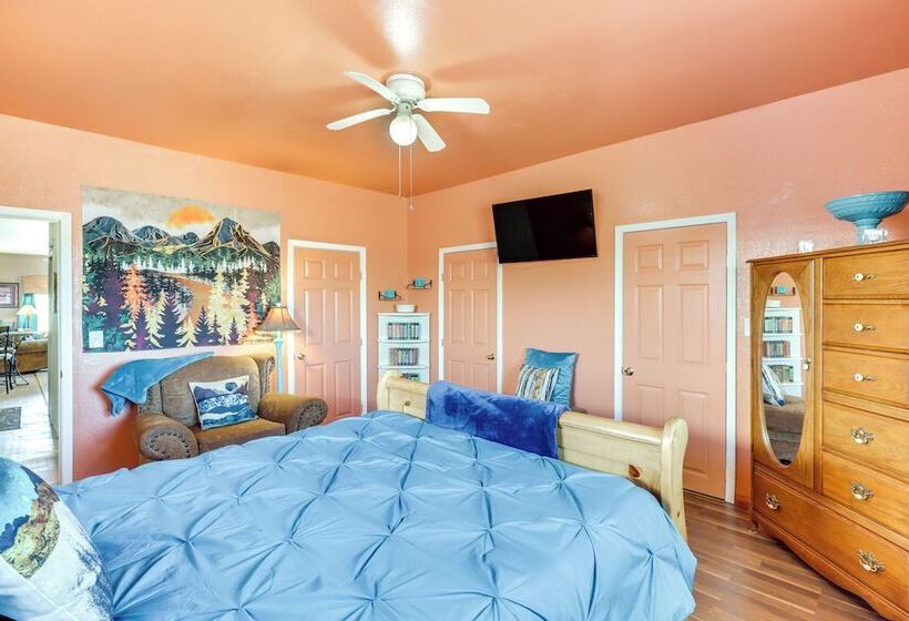 Pet Friendly Chilcoot Cottage On 34 Acres!