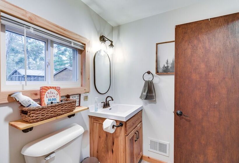 Pet Friendly Couderay Cabin W/ Boat Dock + Grill!