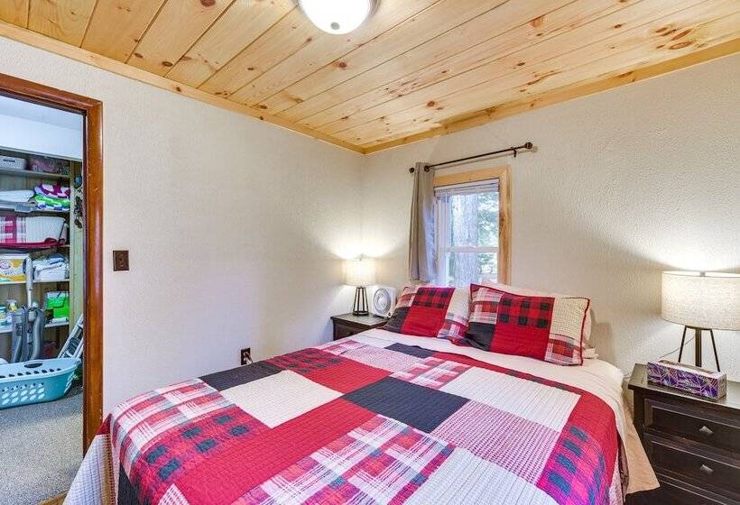 Pet Friendly Couderay Cabin W/ Boat Dock + Grill!