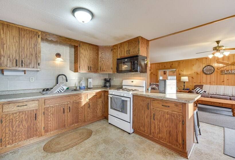 Pet Friendly Couderay Cabin W/ Boat Dock + Grill!