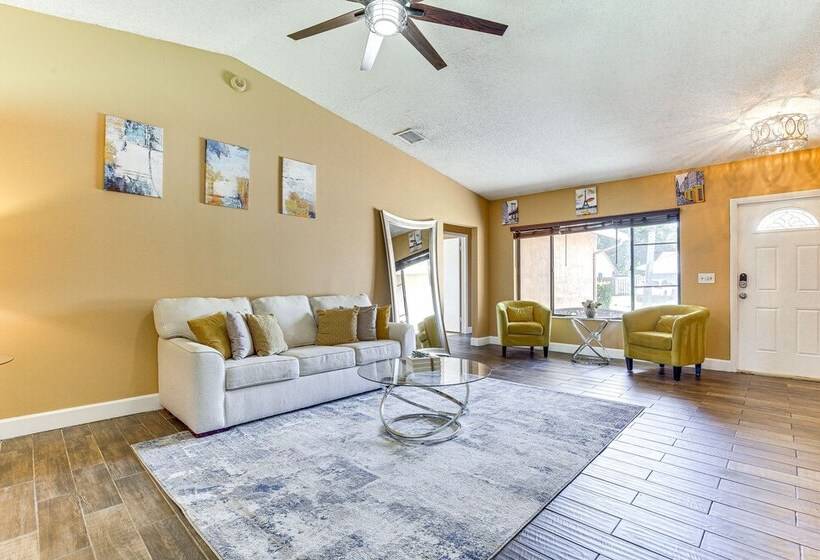 Near Beaches: Pet Friendly Sunrise Escape W/ Patio