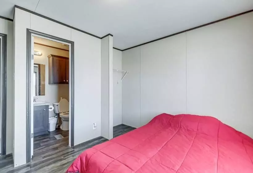 Remote Texas Group Retreat W/ Free Wifi!