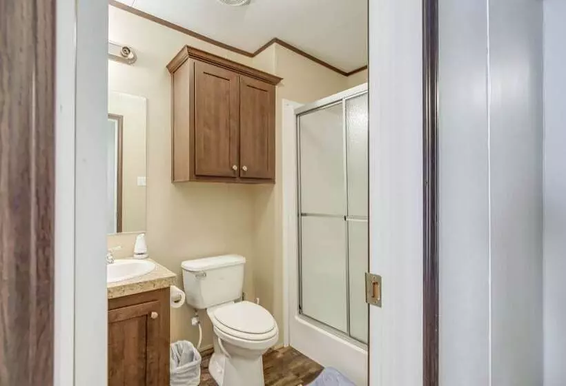 Remote Texas Group Retreat W/ Free Wifi!